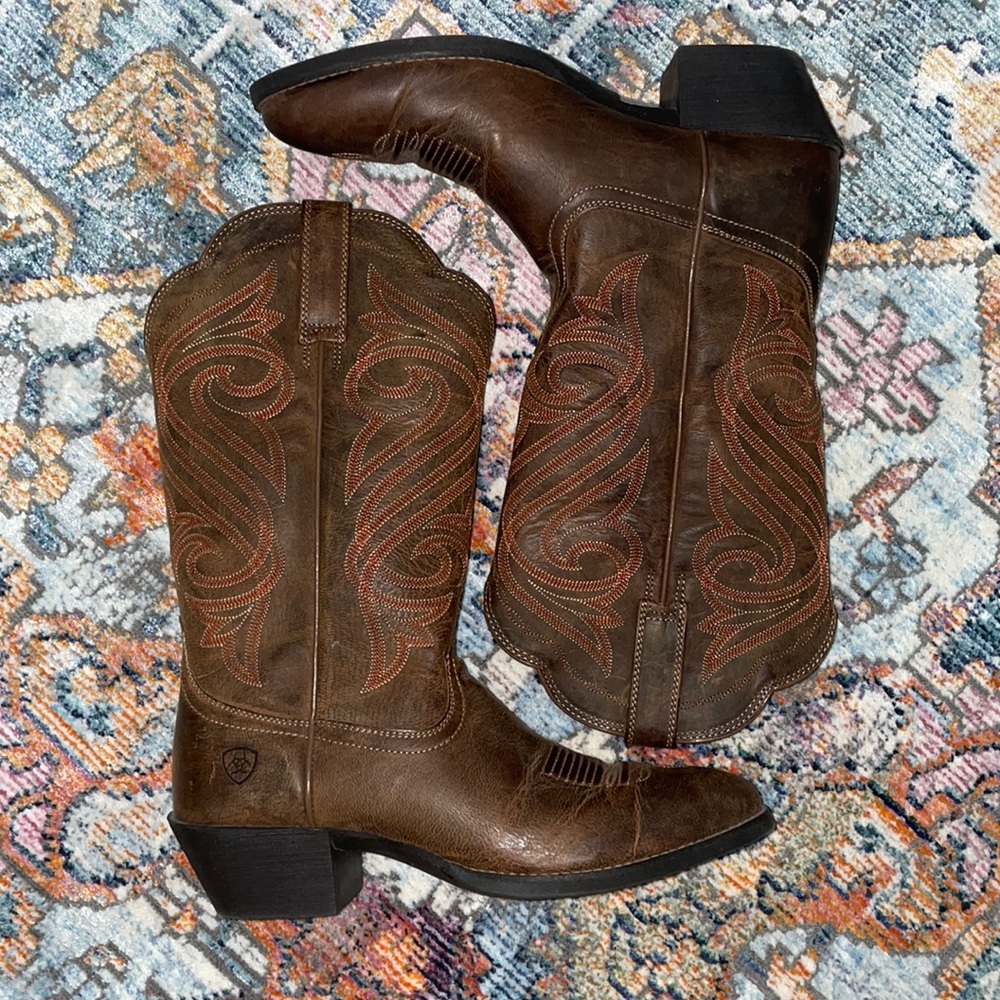 NWOT! Ariat Women’s Cowboy Boots - Size 8.5